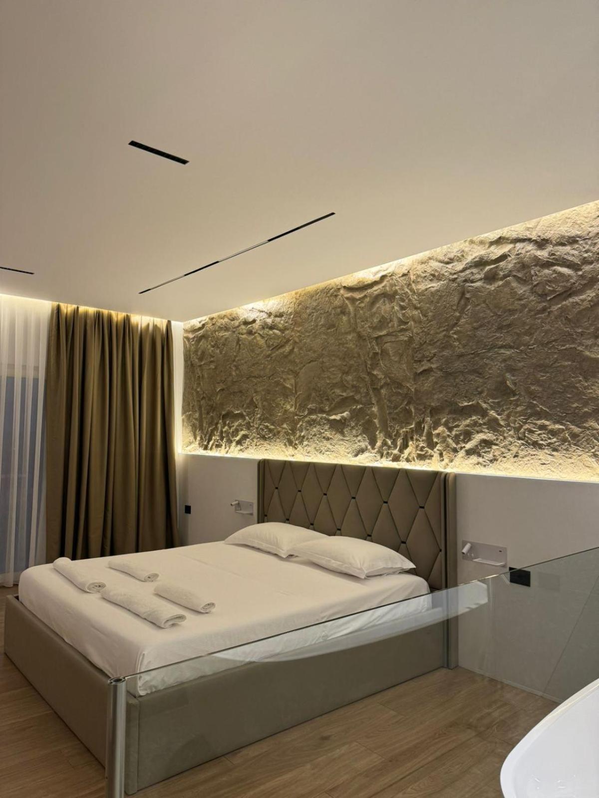 Hotel Jurgen Lezhë Zewnętrze zdjęcie