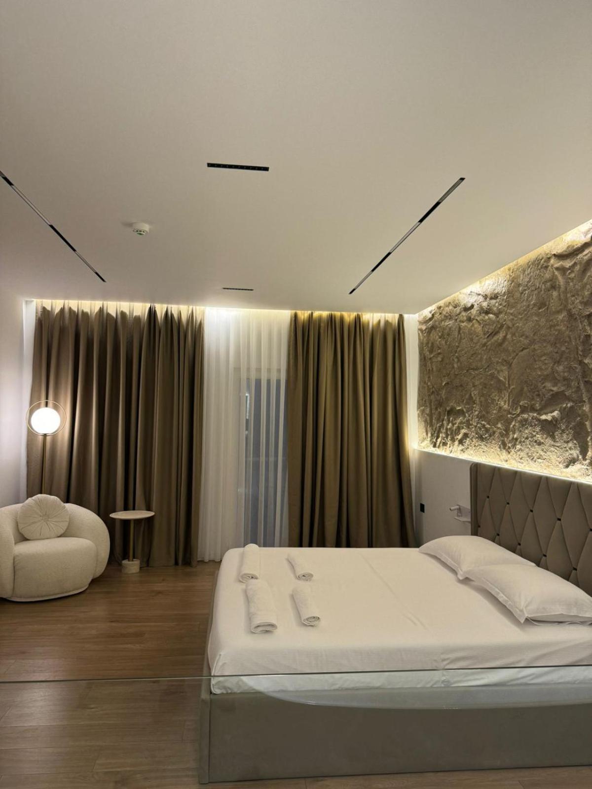 Hotel Jurgen Lezhë Zewnętrze zdjęcie