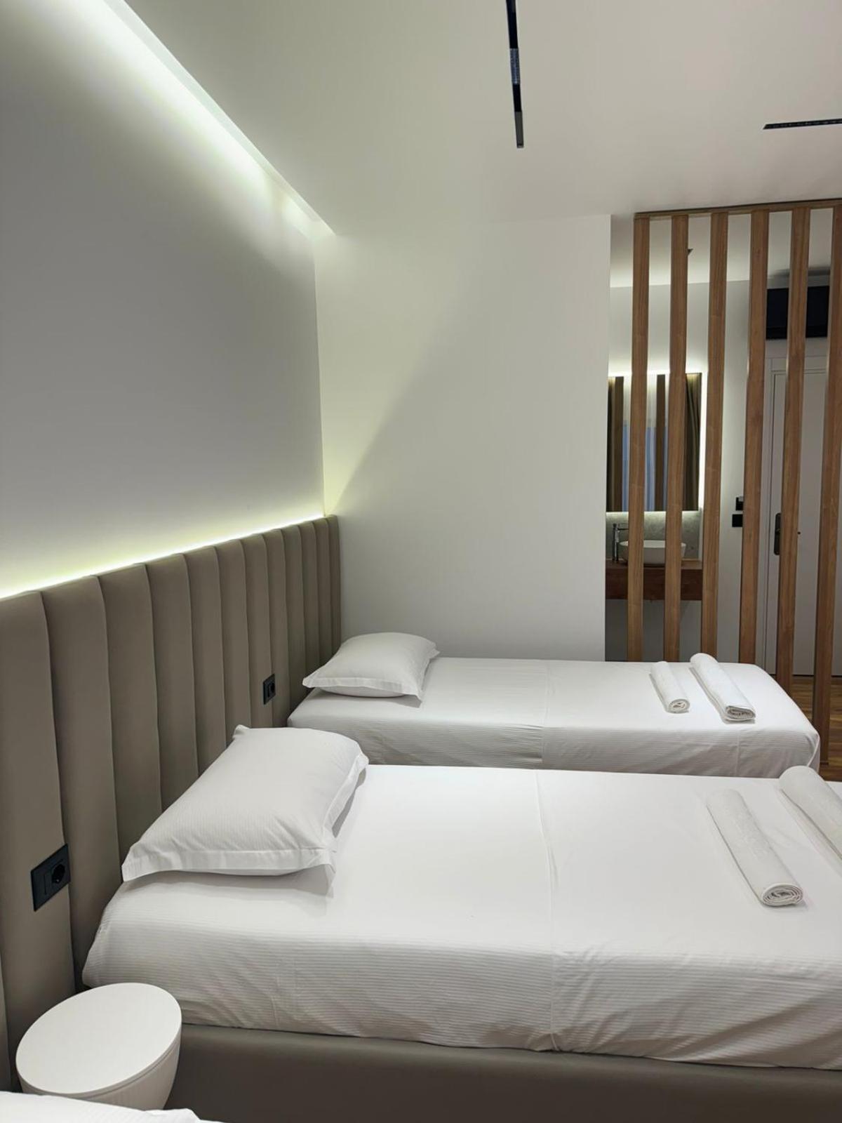 Hotel Jurgen Lezhë Zewnętrze zdjęcie