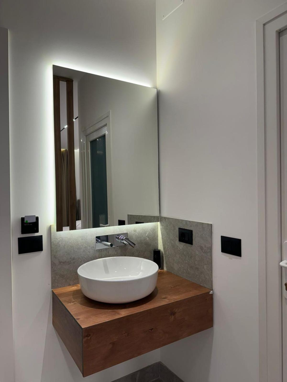 Hotel Jurgen Lezhë Zewnętrze zdjęcie