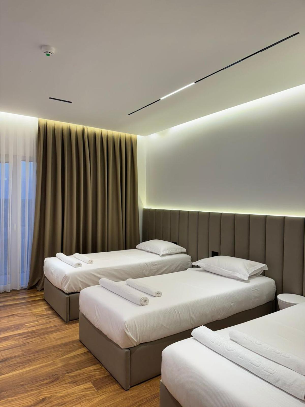 Hotel Jurgen Lezhë Zewnętrze zdjęcie